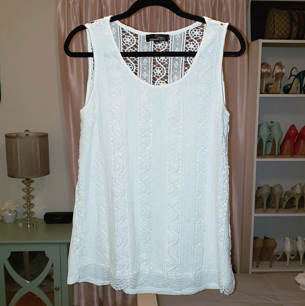 Suzanne Betro sleeveless top with lace